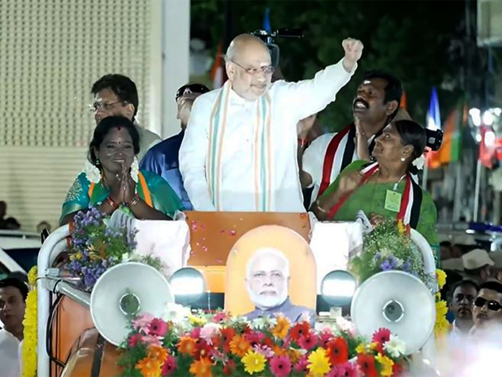 Amit Shah holds roadshow in Chennai, offers prayers at Kapaleeswarar Temple