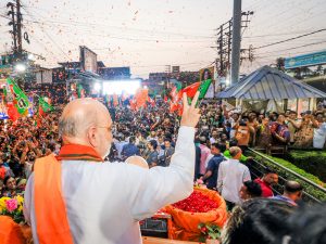 Amit Shah shares sunset video, says “sun of TMC’s corruption, hooliganism has set” as Bengal Phase I polling ends