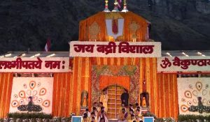 Uttarakhand CM Dhami welcomes pilgrims as Badrinath Dham portals open for devotees