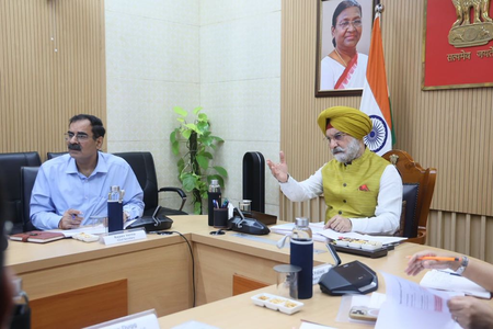 Delhi L-G