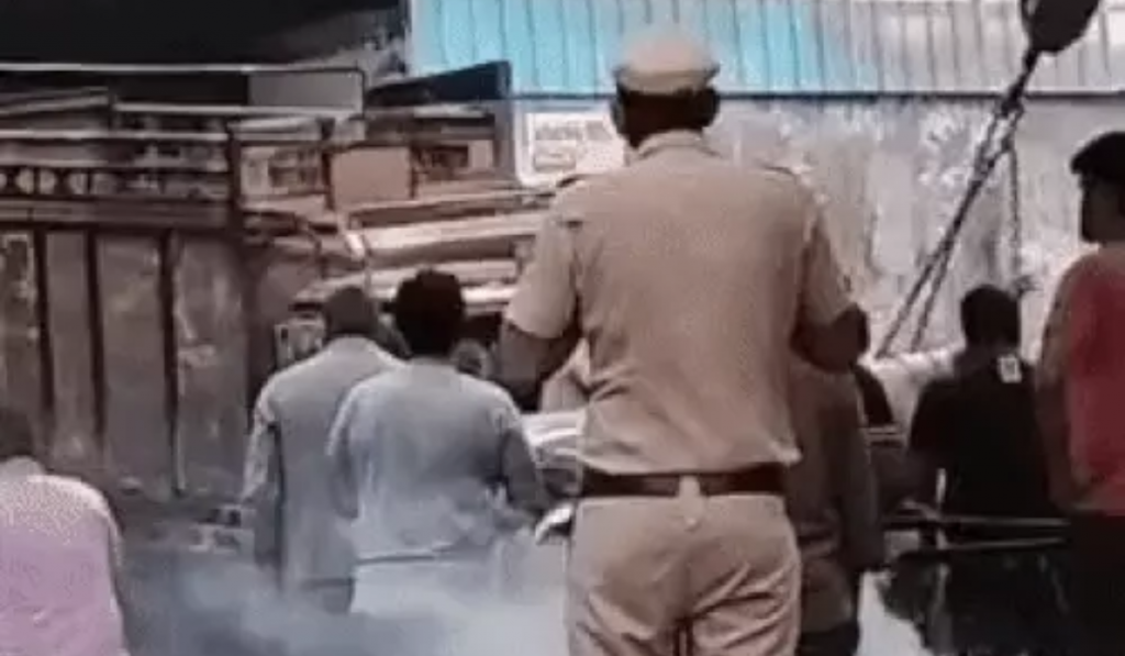 Sonipat: Massive fire in Kundli Industrial Area, rescue operations underway for 7 hours