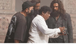 Ranveer Singh calls the ‘Dhurandhar’ team true warriors, praises the cast and crew