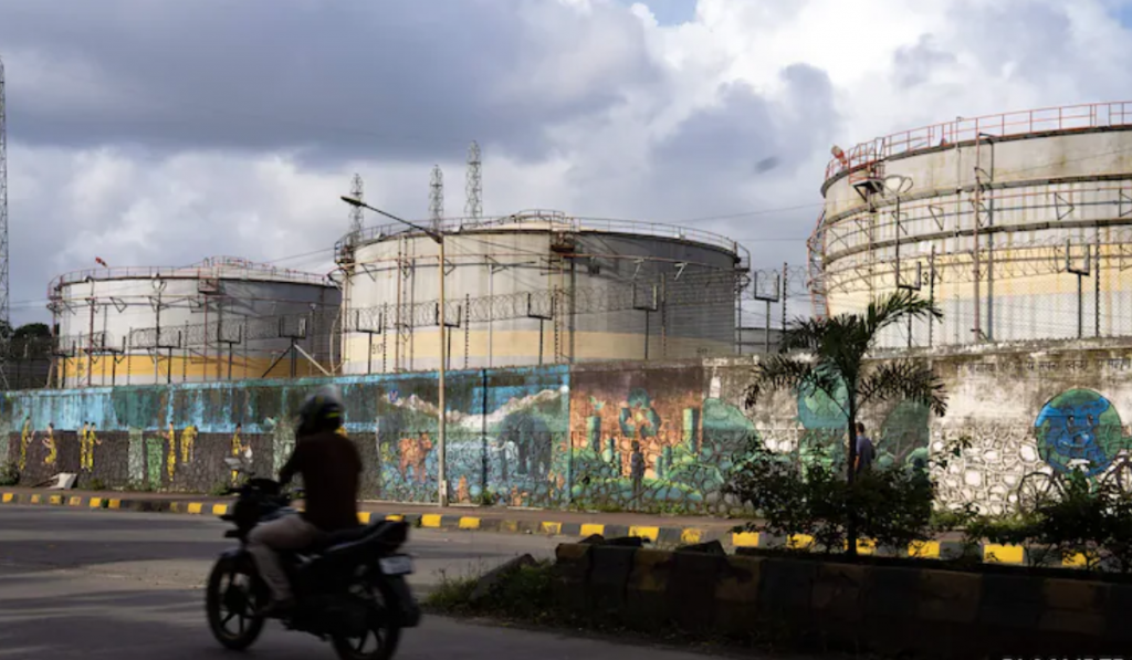 US Ends Waivers on Russian, Iranian Energy; India Among Nations Impacted
