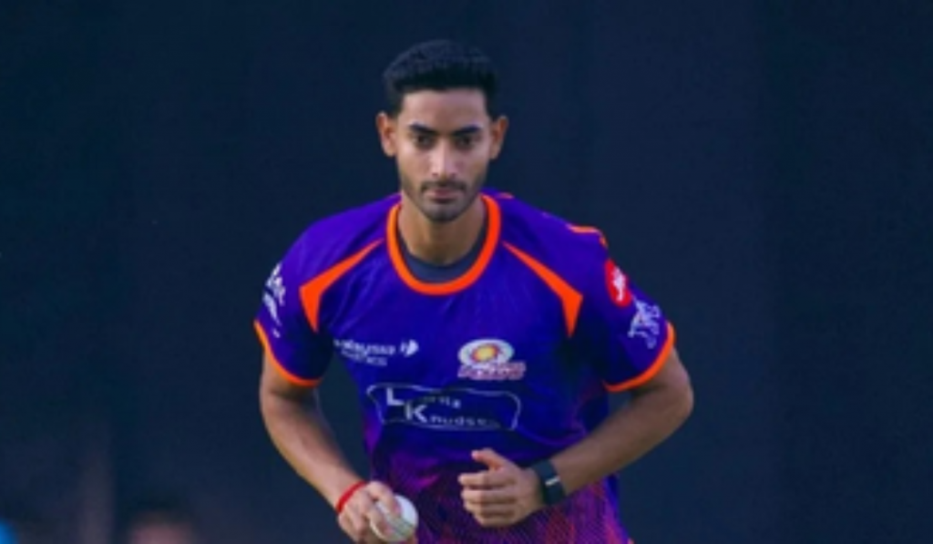 Jalandhar’s Krish, Nephew of Minister Mohinder Bhagat, Signed by Mumbai Indians for ₹30 Lakh in IPL