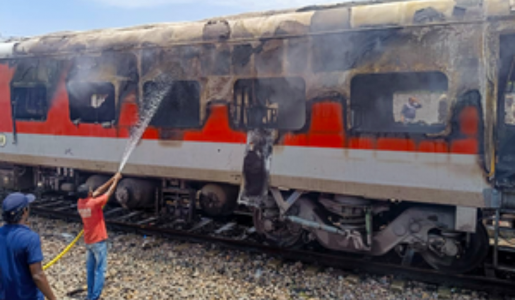 Islamic State Pushes Train Arson, Knife Attacks in South India