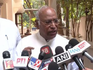 Kharge questions PM Modi on delay in implementing women’s reservation