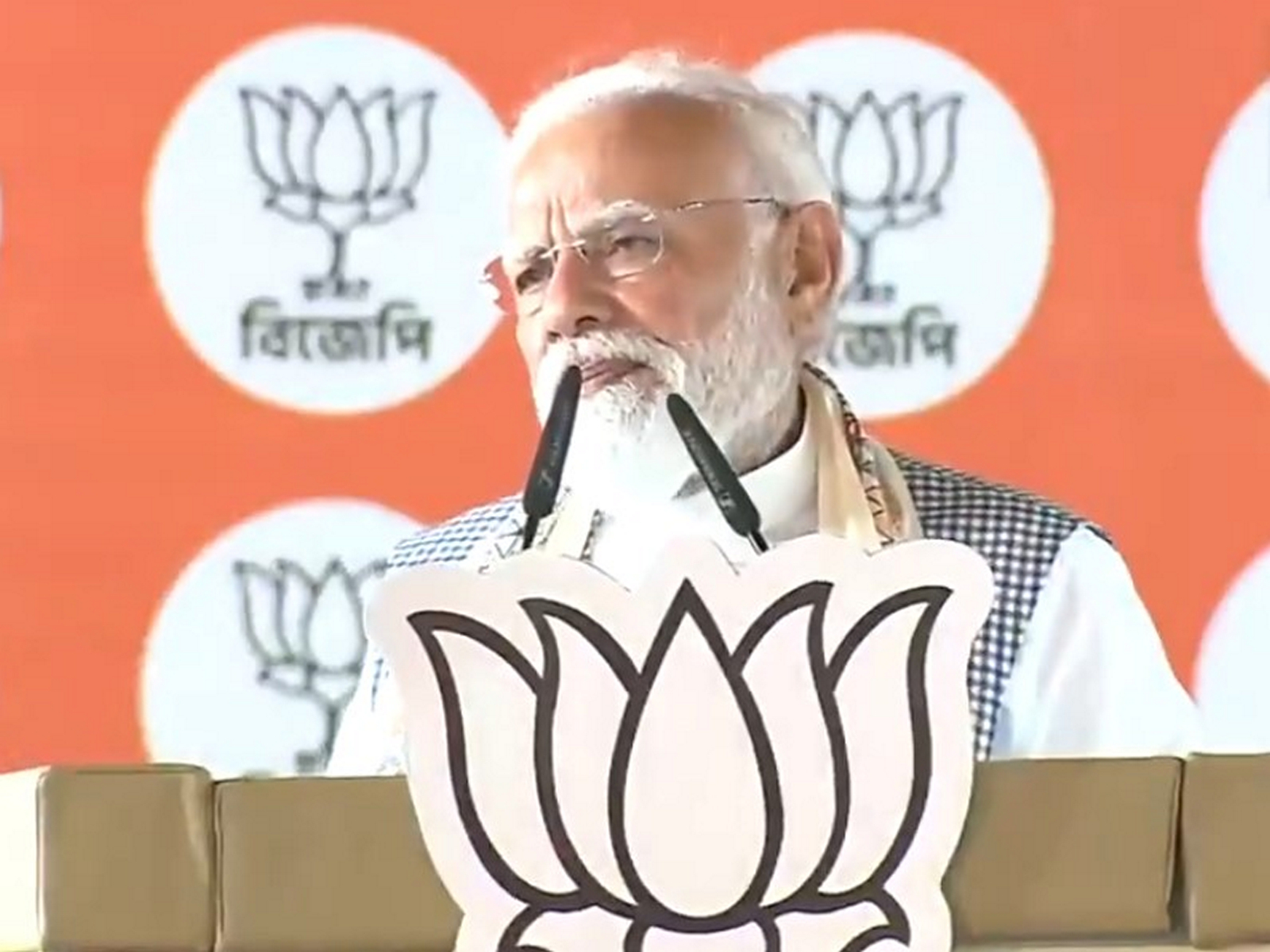 “Ruthless government has turned Bengal into hub of migration”: PM Modi attacks Trinamool Congress