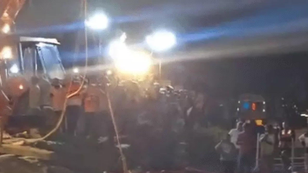 The army has retrieved the boat from which the accident occurred late at night.
