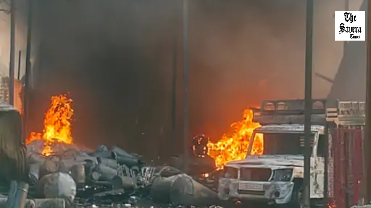 Perfume Blast at Scrap Yard Kills 4, 2 Missing