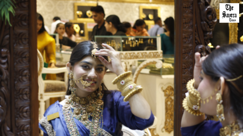 Gold, Silver Drop as Crude Crosses $110