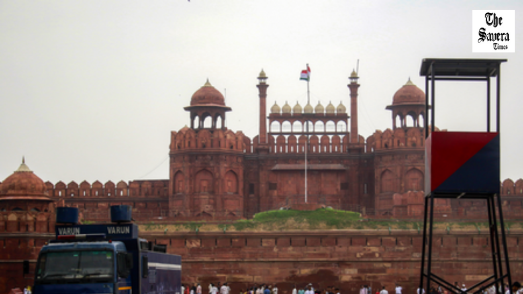 Delhi Police arrest 4; Red Fort blast link surfaces