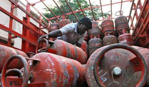 Illegal LPG Refilling Racket Busted in Delhi’s Palam, Three Arrested