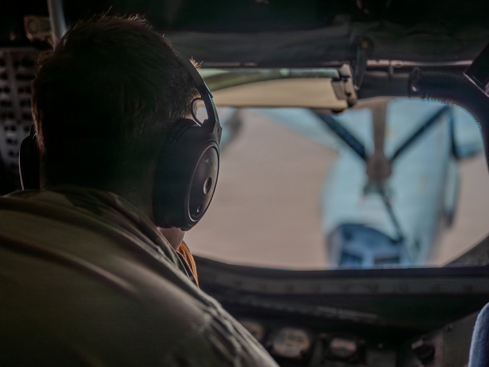 US conducting search and rescue ops after American fighter jet goes down in Iran: Reports
