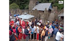 Tourist Surge Crowds Jageshwar Dham, Triggers Jams