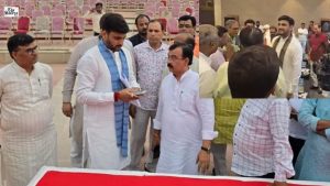 BJP Honors 300+ Workers on Foundation Day in Lucknow