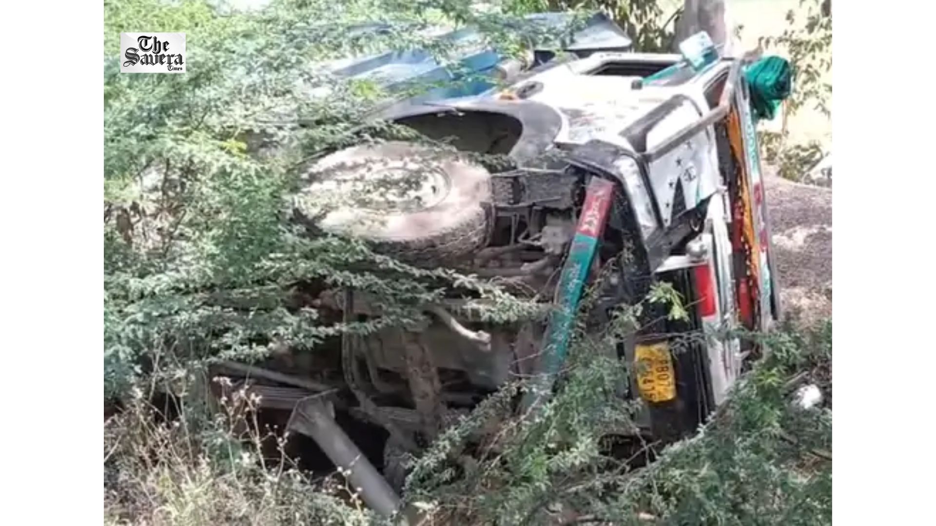Kapurthala: Trolley Overturns After Tire Burst