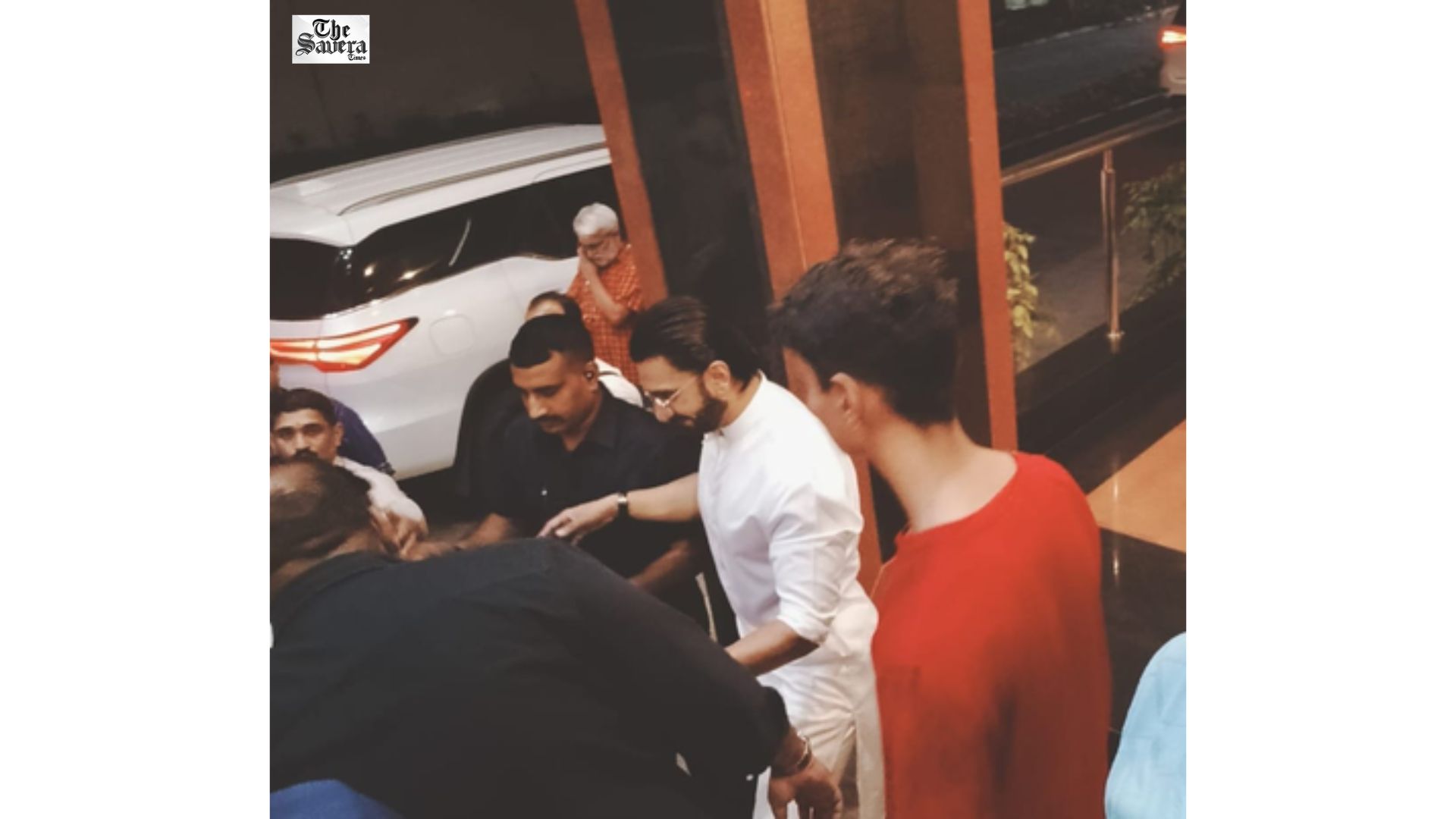 Ranveer Singh Meets Mohan Bhagwat, Pays Tribute