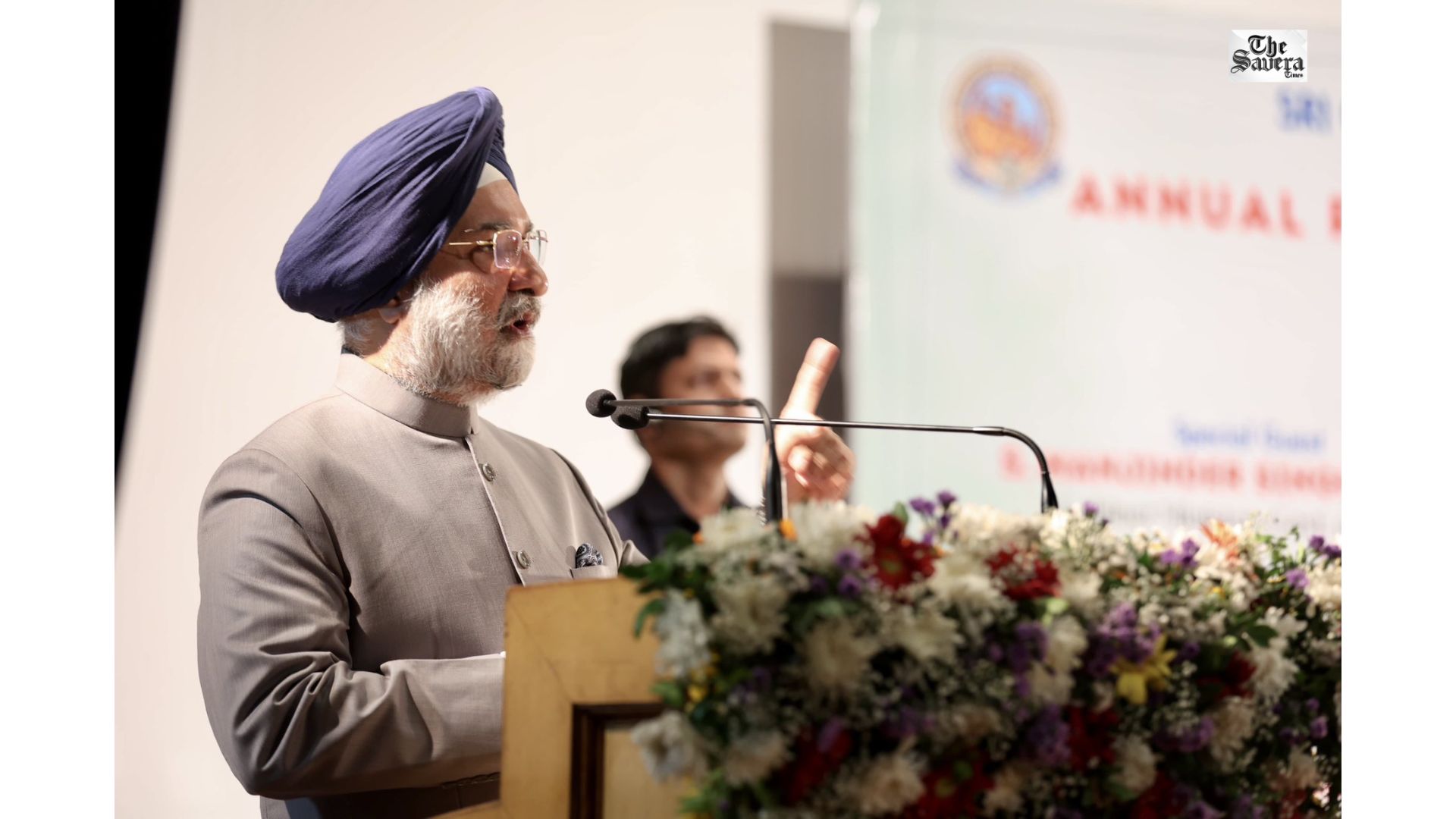 Delhi L-G Urges Khalsa Students to Lead in Digital Era