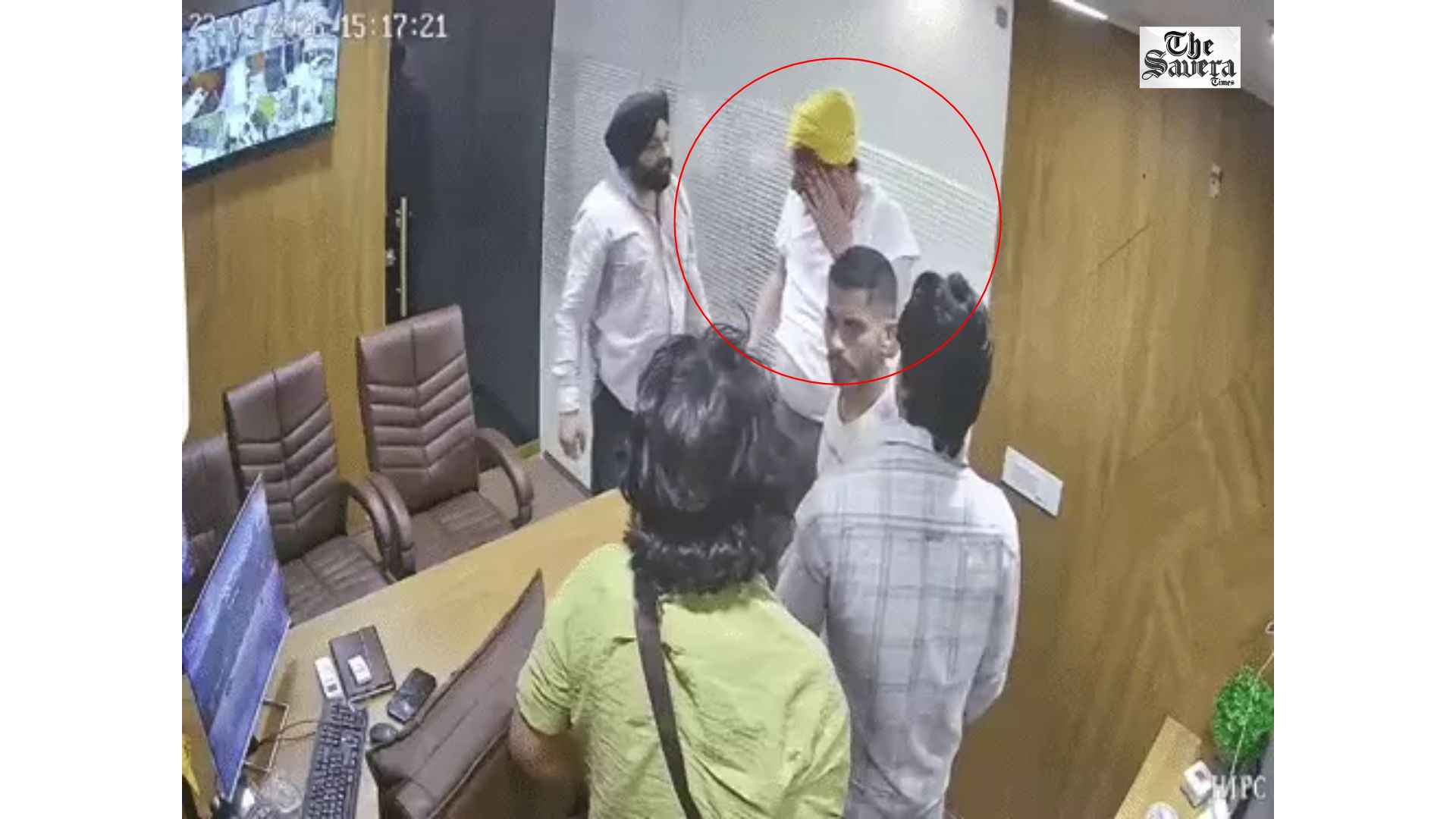 Fistfight Breaks Out at Jalandhar Immigration Office, Sikh Youth Injured After Glass Attack