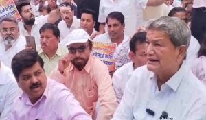 Uttarakhand: Congress stages protest, demands 33% Reservation for Women in State Assembly