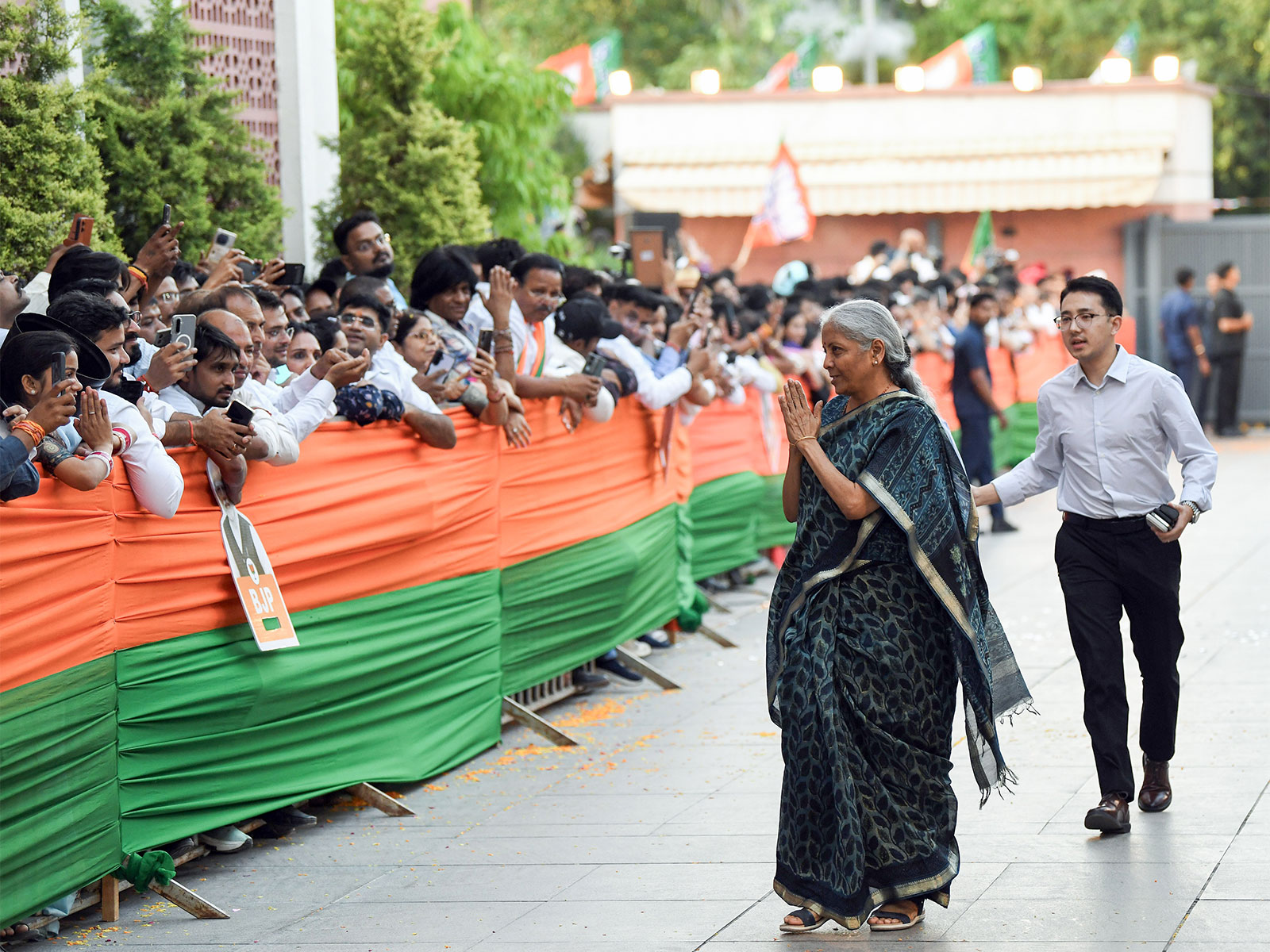 Finance Minister Nirmala Sitharaman celebrates BJP surge in West Bengal with “Jhaal Muri”