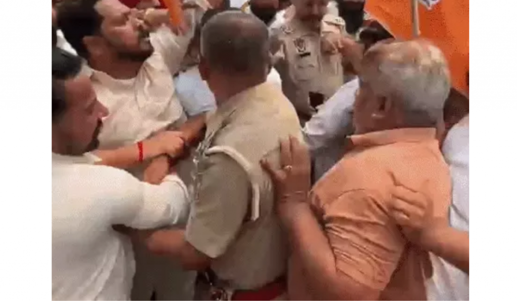 Clash Erupts Between AAP and BJP Workers in Ludhiana Over Protest Against ED Action