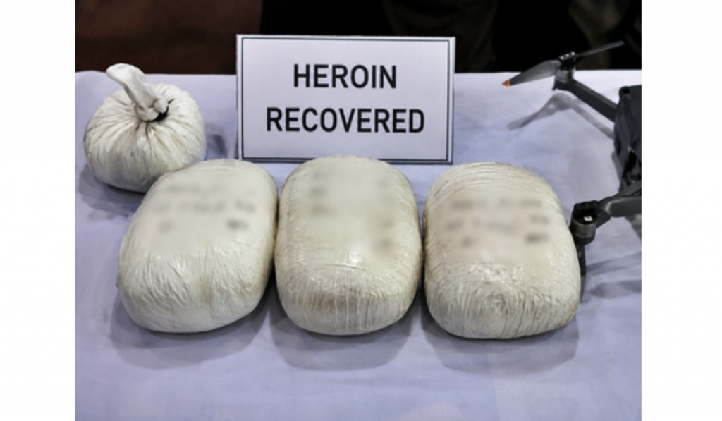 J&K Police recover drone-dropped heroin consignment near International Border