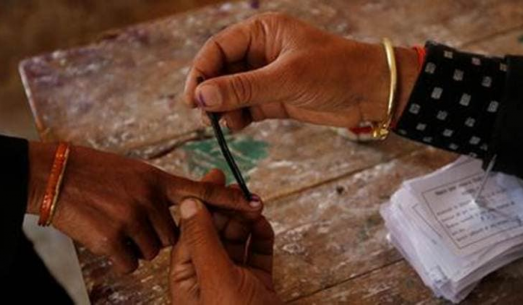Punjab MC Elections LIVE: Clashes erupt between AAP, Congress workers in Ludhiana; uproar over alleged fake voting in Barnala as turnout crosses 31% by noon