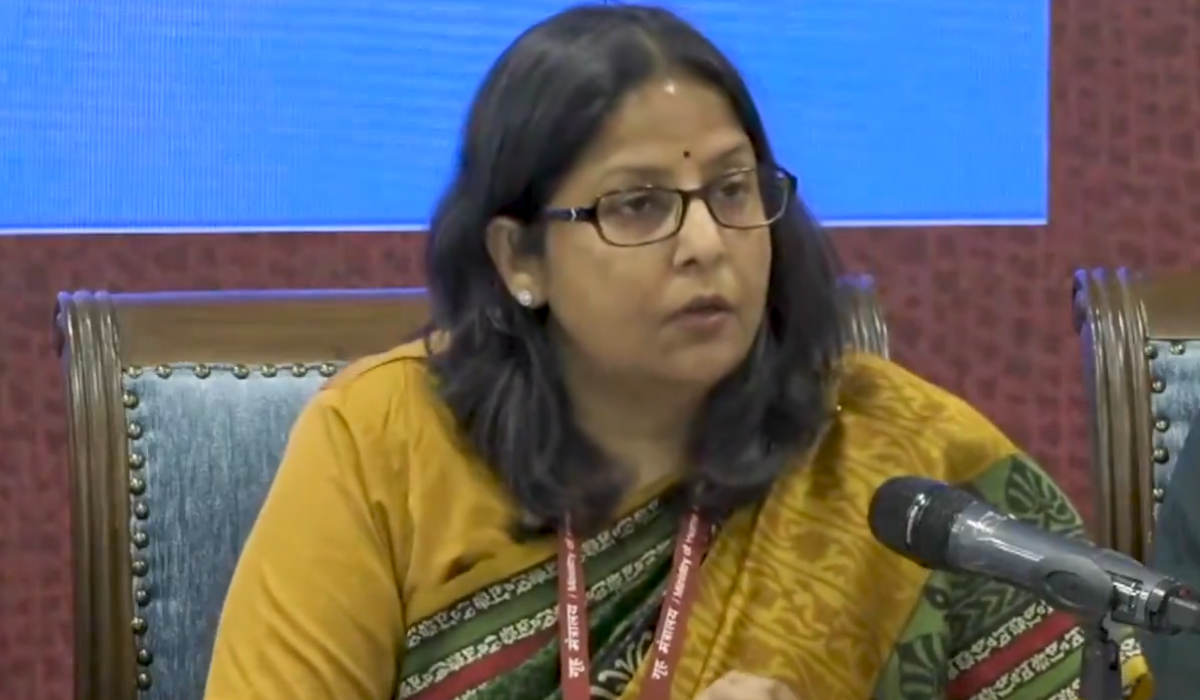 Petroleum Ministry urges citizens to conserve energy, says LPG stocks adequate amid global disruptions
