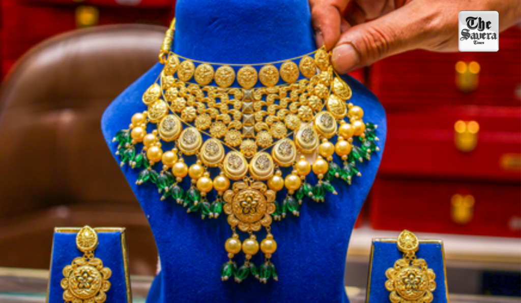 Gold, silver trade lower amid renewed West Asia tensions