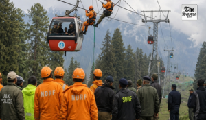 All stranded passengers rescued safely from Gulmarg cable car project