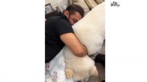 Salman Khan’s ‘Sukh Moment’ With Furry Friend Wins Hearts Online