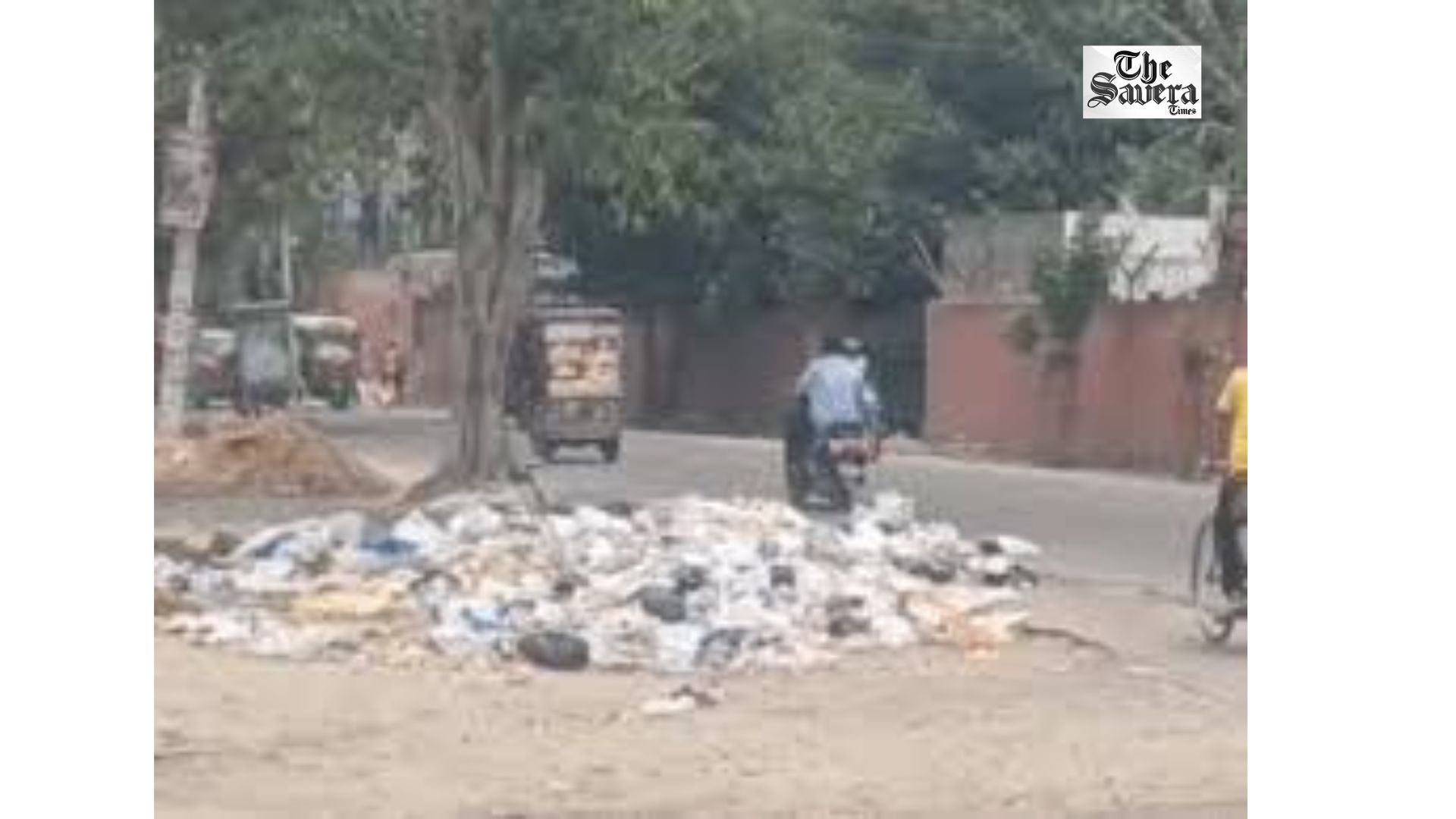 Sanitation System Crippled in Rohtak Amid Sweepers’ Strike; Garbage Piles Up Across City