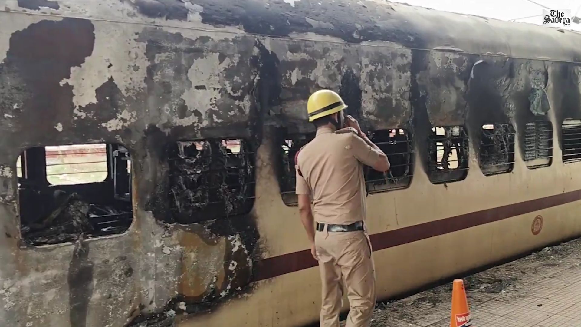 Rohtas, Bihar: Fire Breaks Out in Sasaram–Patna Passenger Train at Sasaram Junction; Short Circuit Suspected