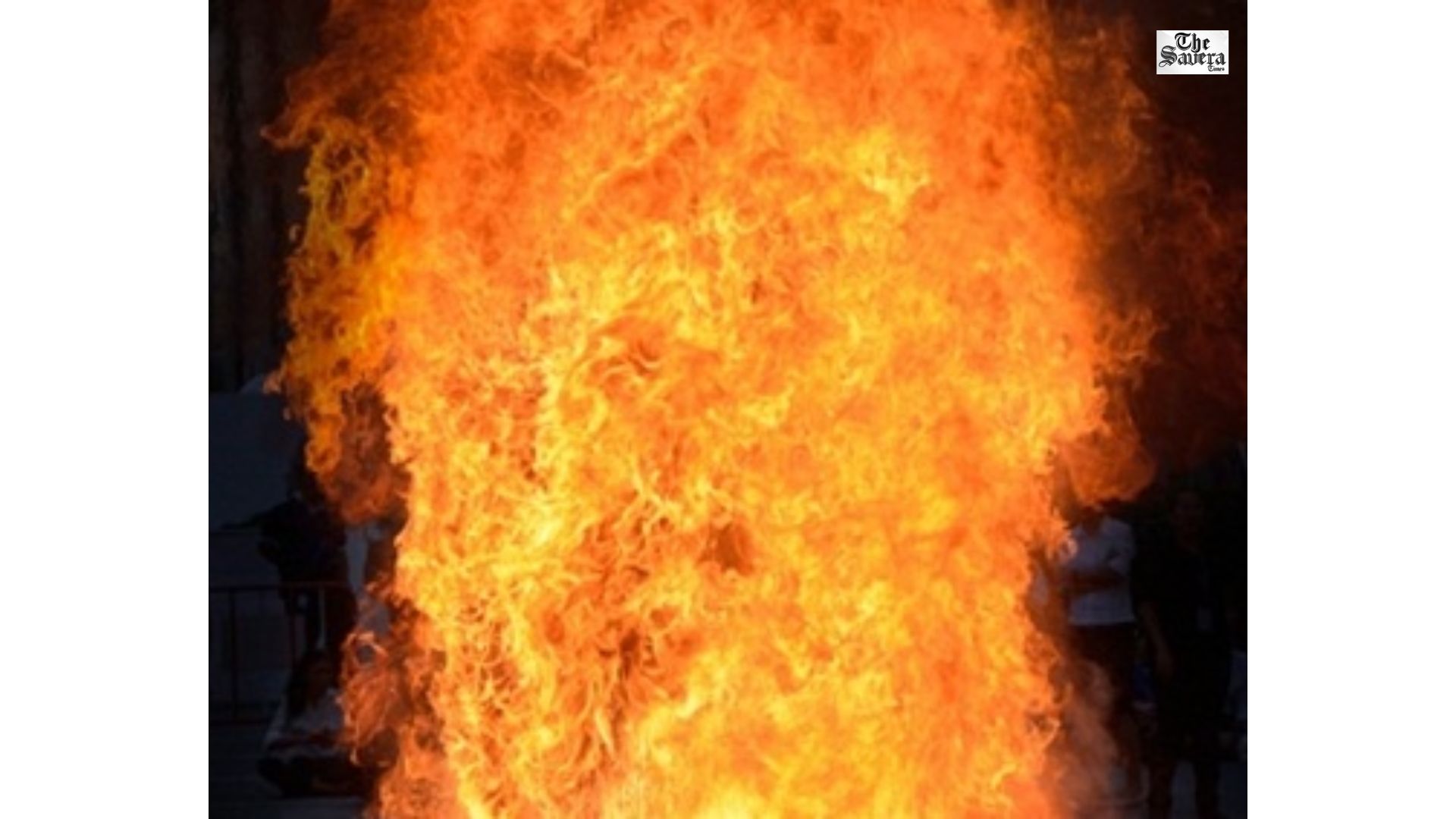 Gas Cylinder Leak Triggers Massive Blast in UP’s Fatehpur, Nine Critically Injured