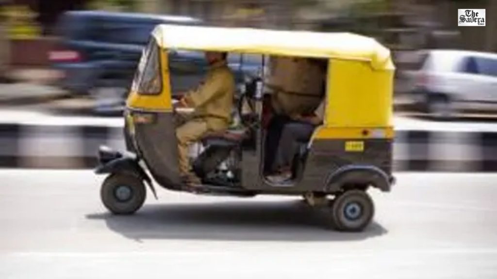 Auto Driver Robs 7 Passengers