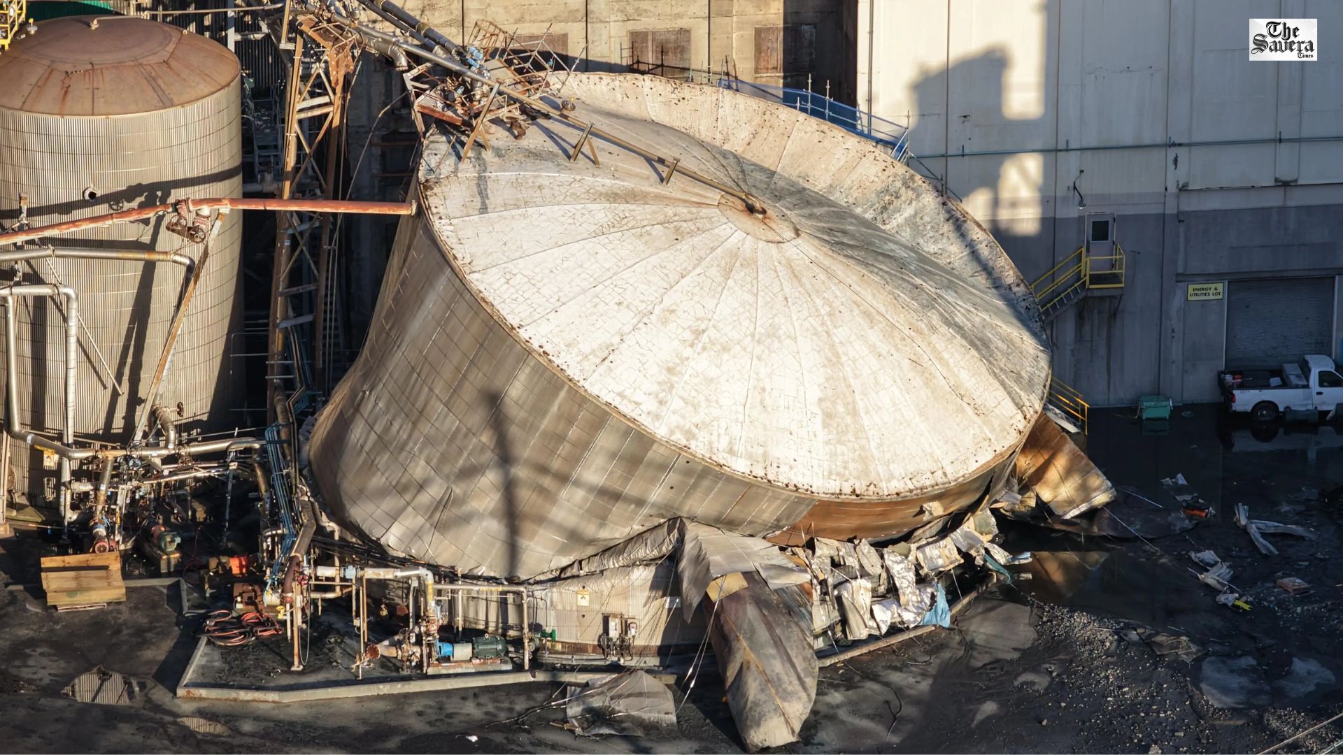 2 Killed, 9 Feared Dead After Chemical Tank Implosion at US Paper Mill