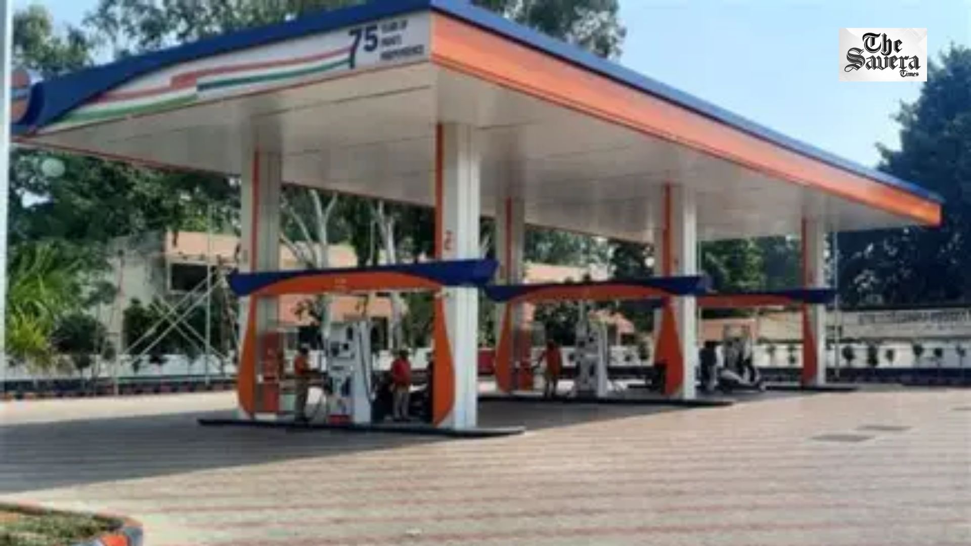 Residents of Mitthu Basti Protest Against Petrol Pump, Public Outrage Mounts