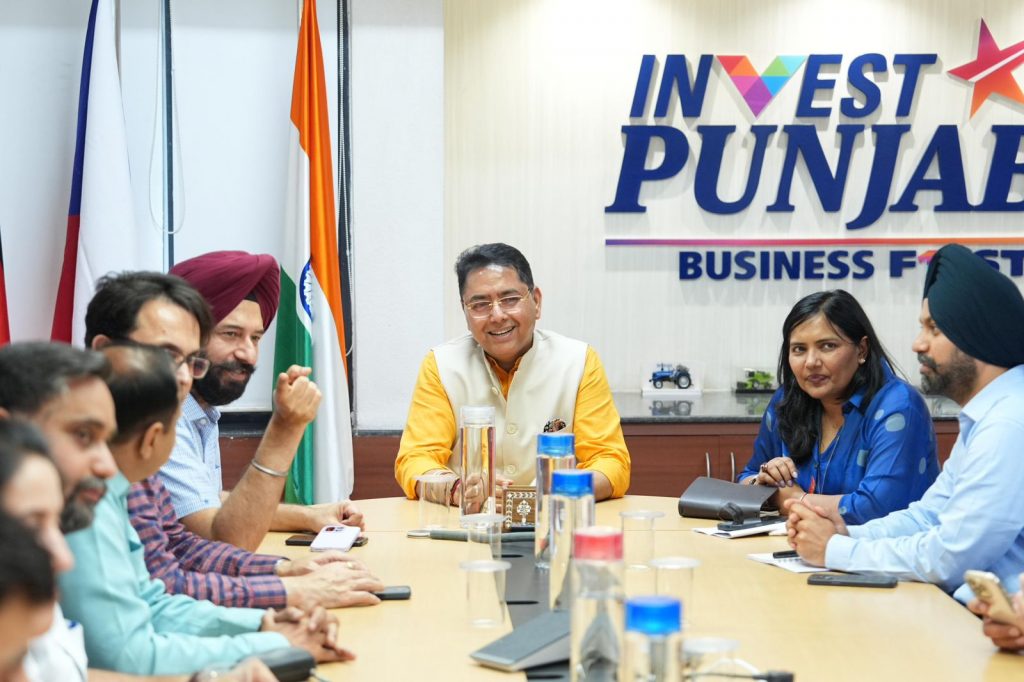 Aman Arora Takes Charge as Industries and Commerce Minister