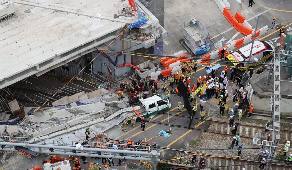 south korea overpass collapse