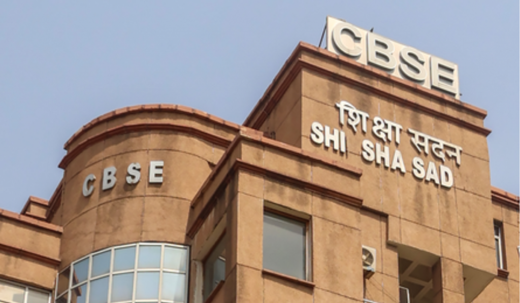 Centre shunts out CBSE Chairman and Secretary over OSM row, probe panel set up 