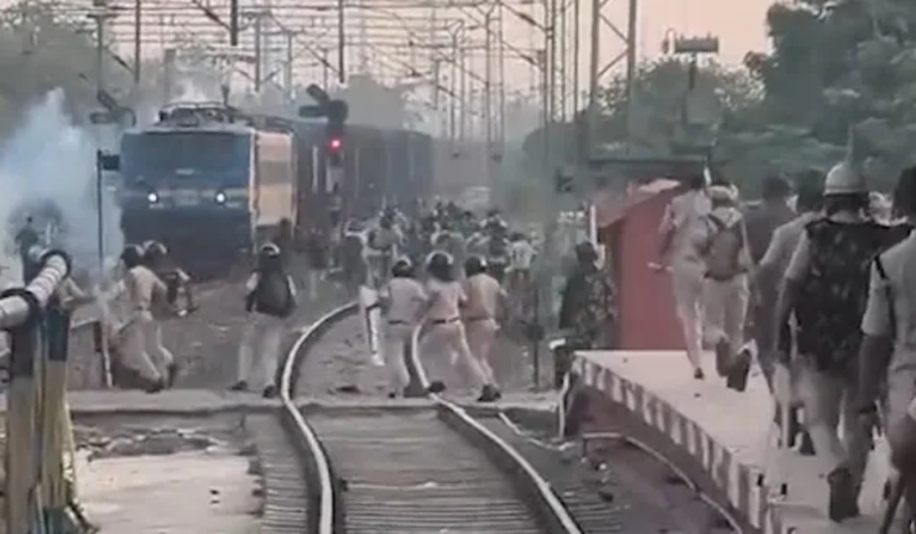 Ruckus at Patna's Patliputra Station: Stone-pelting and vandalism affect students going to take exams