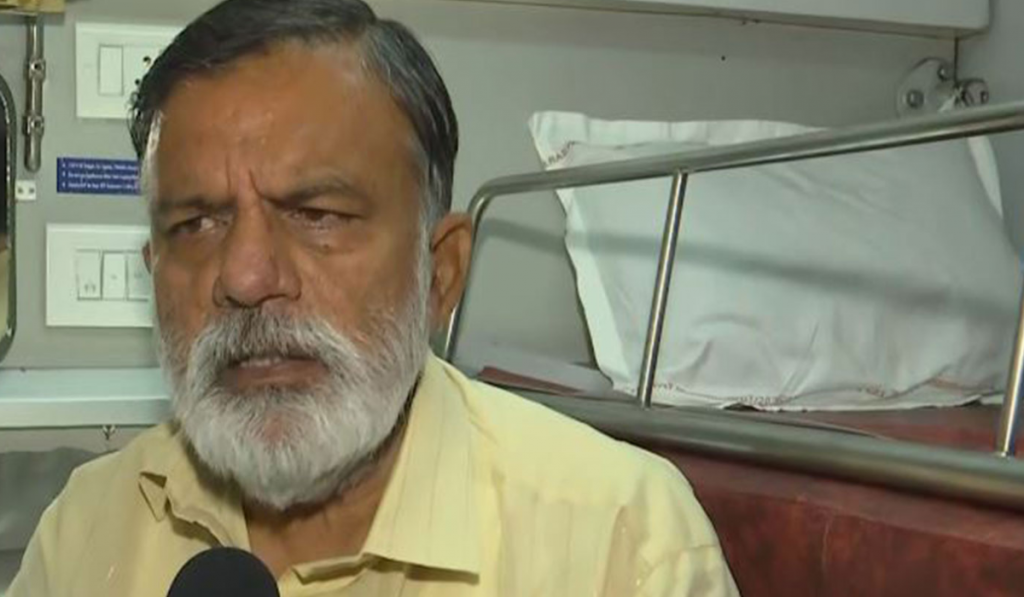 "With Uddhav ji and will remain with him": Shiv Sena (UBT) MP Rajabhau Waje Breaks Silence Amid Split Speculation