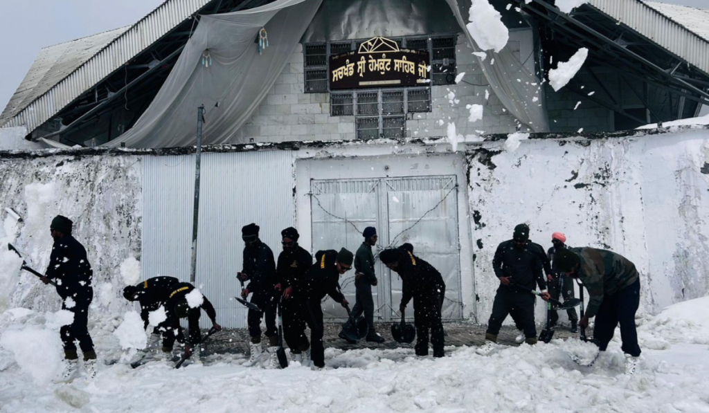 Uttarakhand govt rejects "communal angle" in Hemkund Sahib Yatra incident