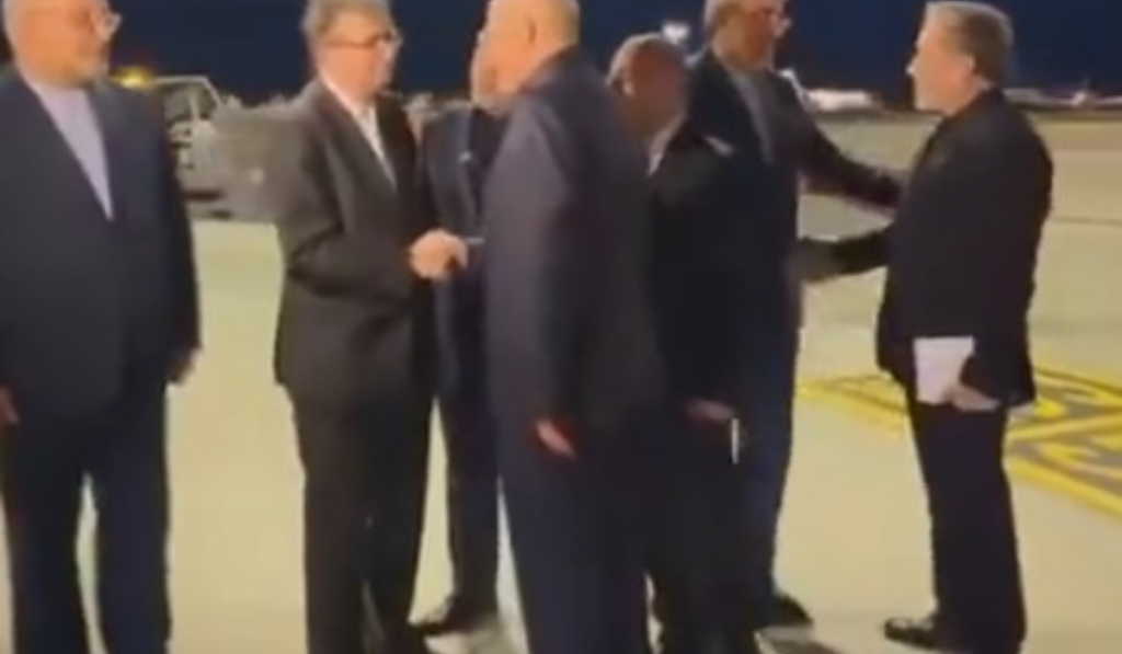 Iranian Delegation Arrives in Switzerland for High-Stakes Talks with US