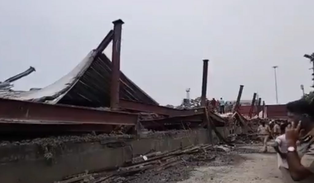 Kolkata warehouse collapse