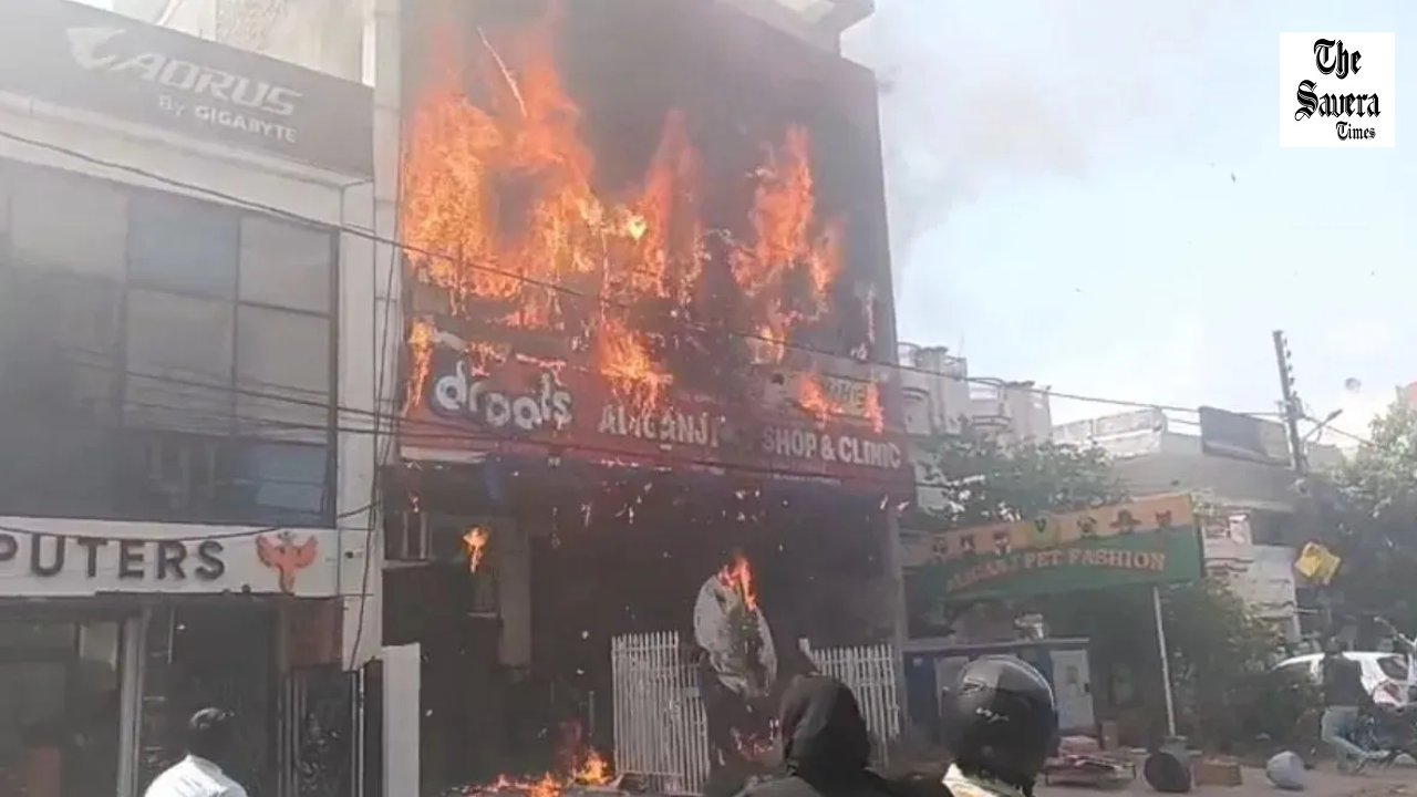18 dead in fire at Lucknow coaching centre; students jump from building to escape
