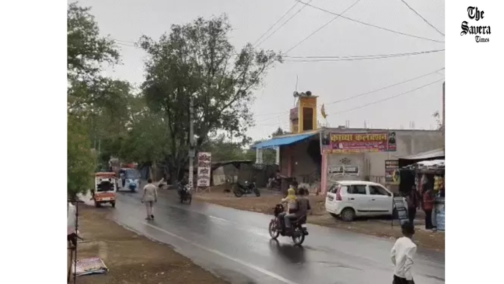 Thunderstorm Alert Issued for 30 UP Cities; Schools Rescheduled in Aligarh