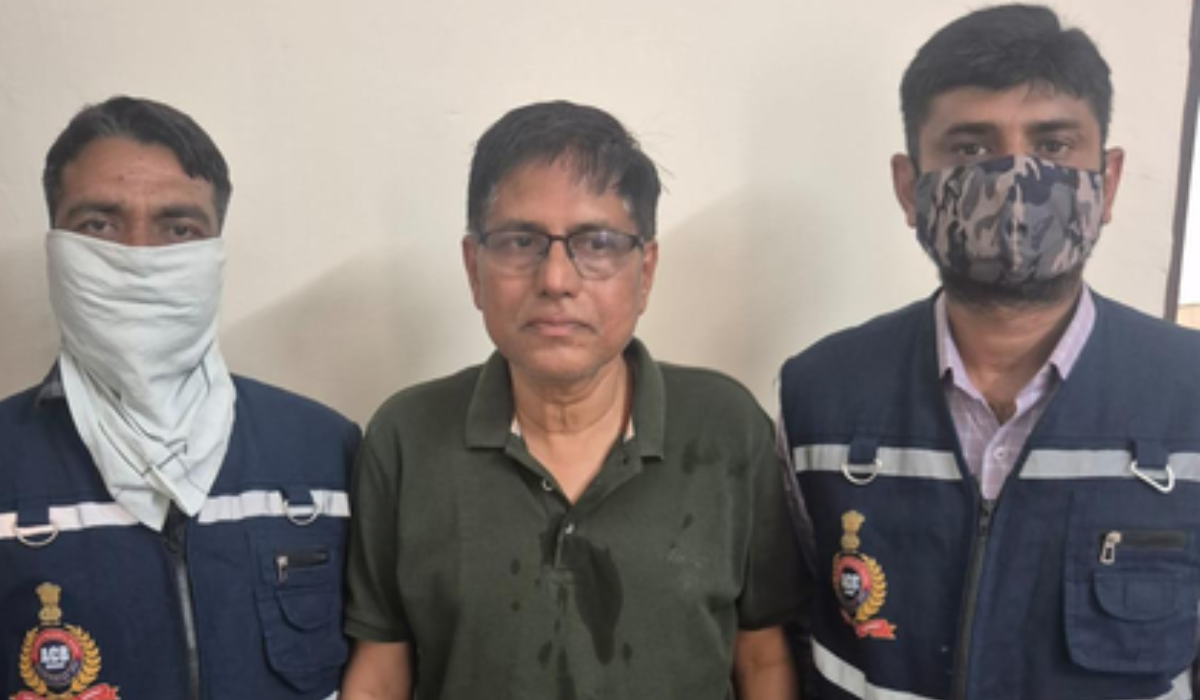 Gujarat ACB Unearths Assets Worth Rs 2.64 Crore from Chief Electrical Inspector in Corruption Probe