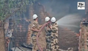Fire Breaks Out at Bhopal Firecracker Warehouse; Delhi Building Blaze Claims 3 Lives